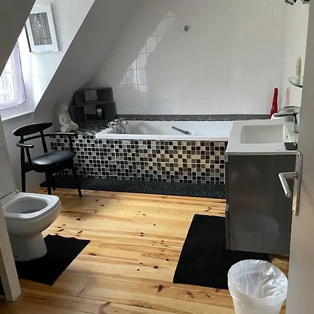 De 4 Avec Piscine Privee Jardin Amenage Et Wifi A Plouigneau