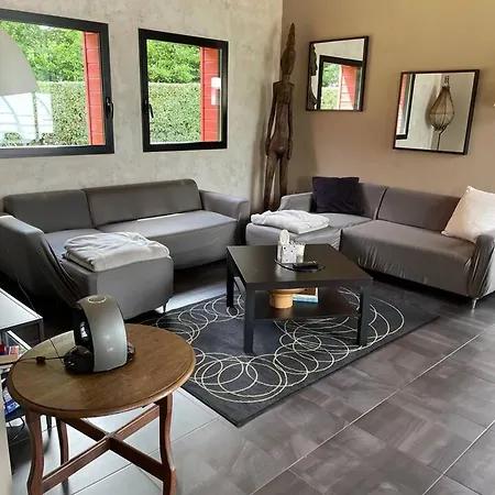 De 4 Avec Piscine Privee Jardin Amenage Et Wifi A